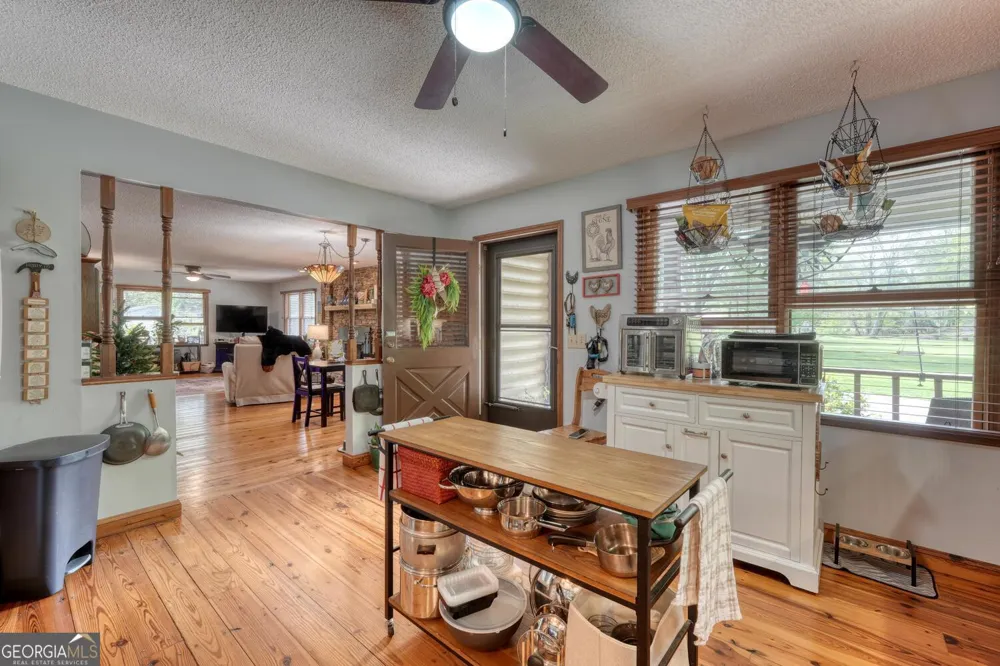 1908 Riverside DR Hiawassee, GA 30546