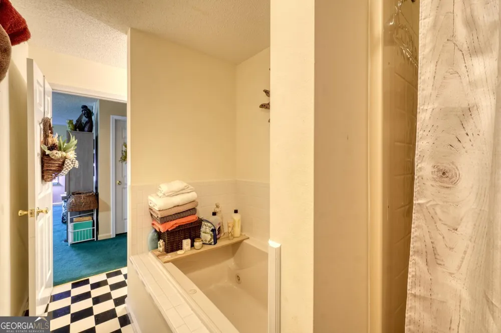 1908 Riverside DR Hiawassee, GA 30546