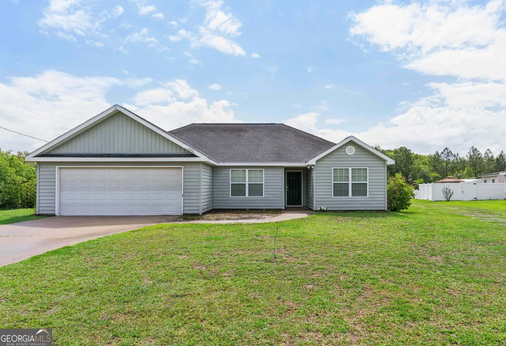 472 Hawks Landing DR Waynesville, GA 31566