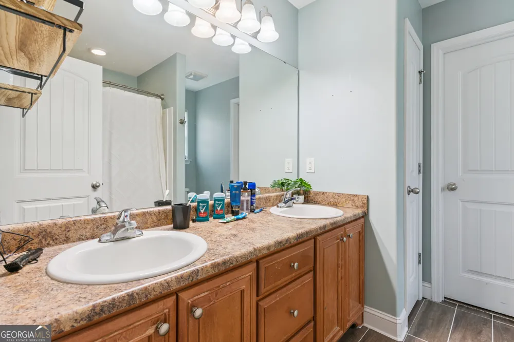 472 Hawks Landing DR Waynesville, GA 31566