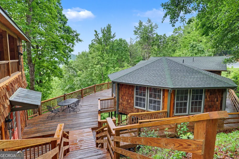 1085 Sky High DR Dillard, GA 30537