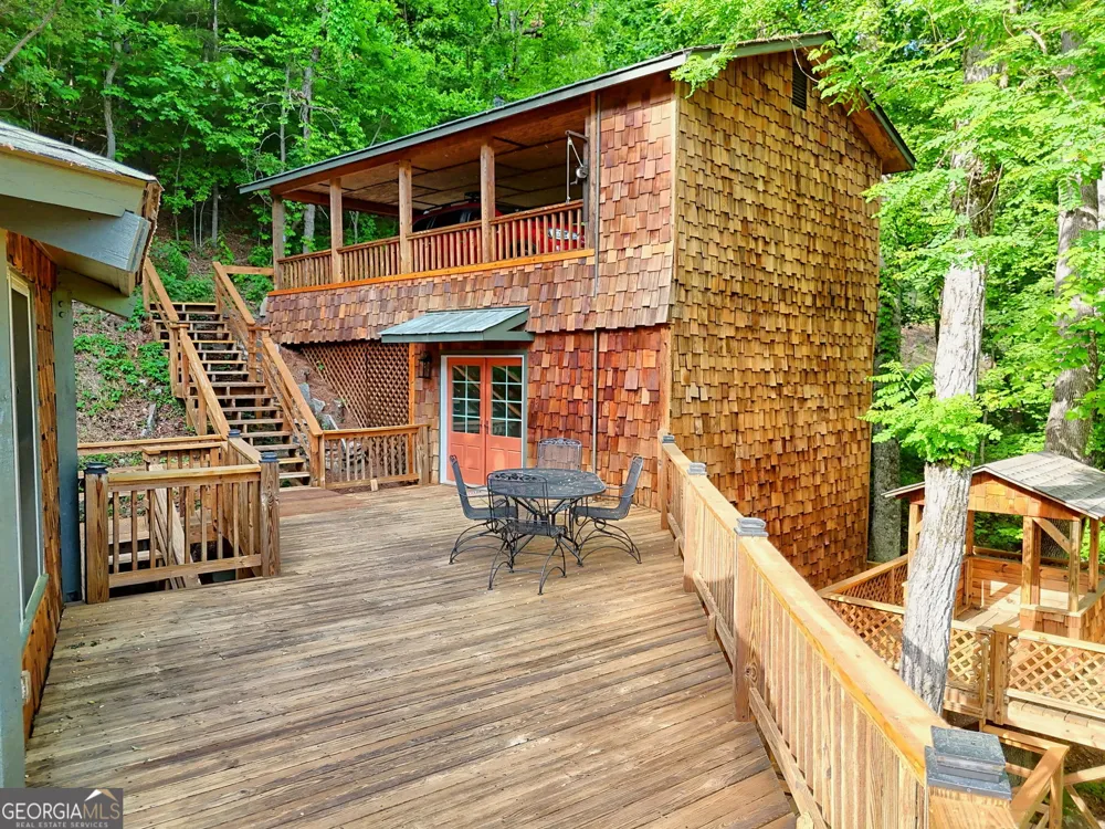 1085 Sky High DR Dillard, GA 30537