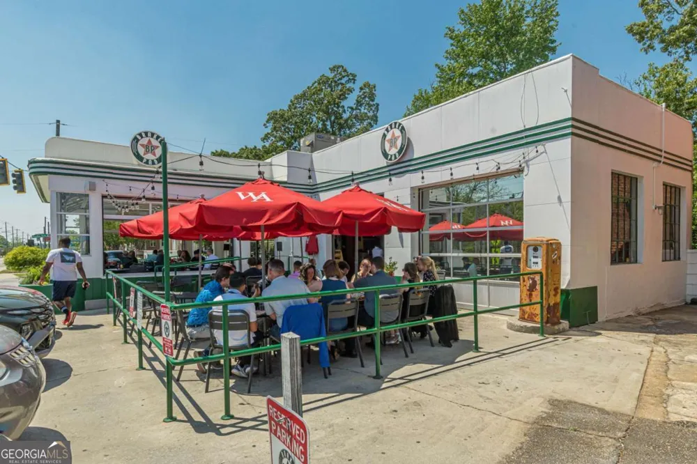 3327 College ST College Park, GA 30337