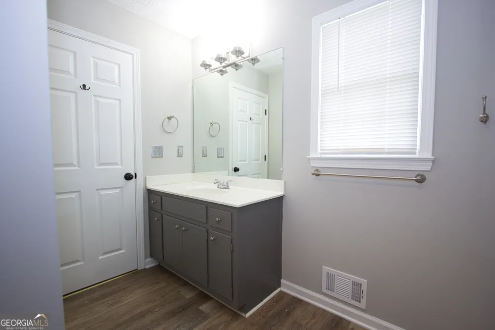 374 McGiboney RD Covington, GA 30016