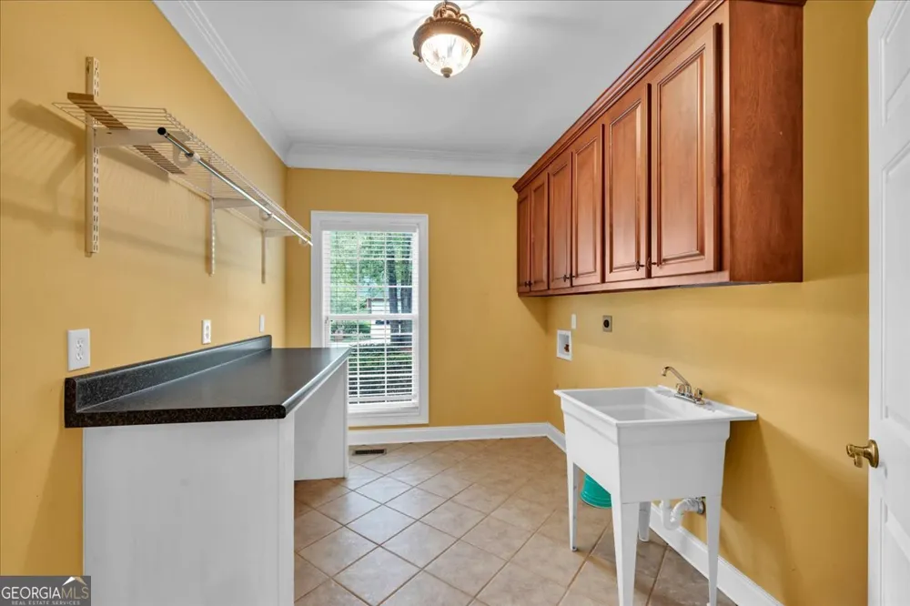 213 Sabre DR Bonaire, GA 31005