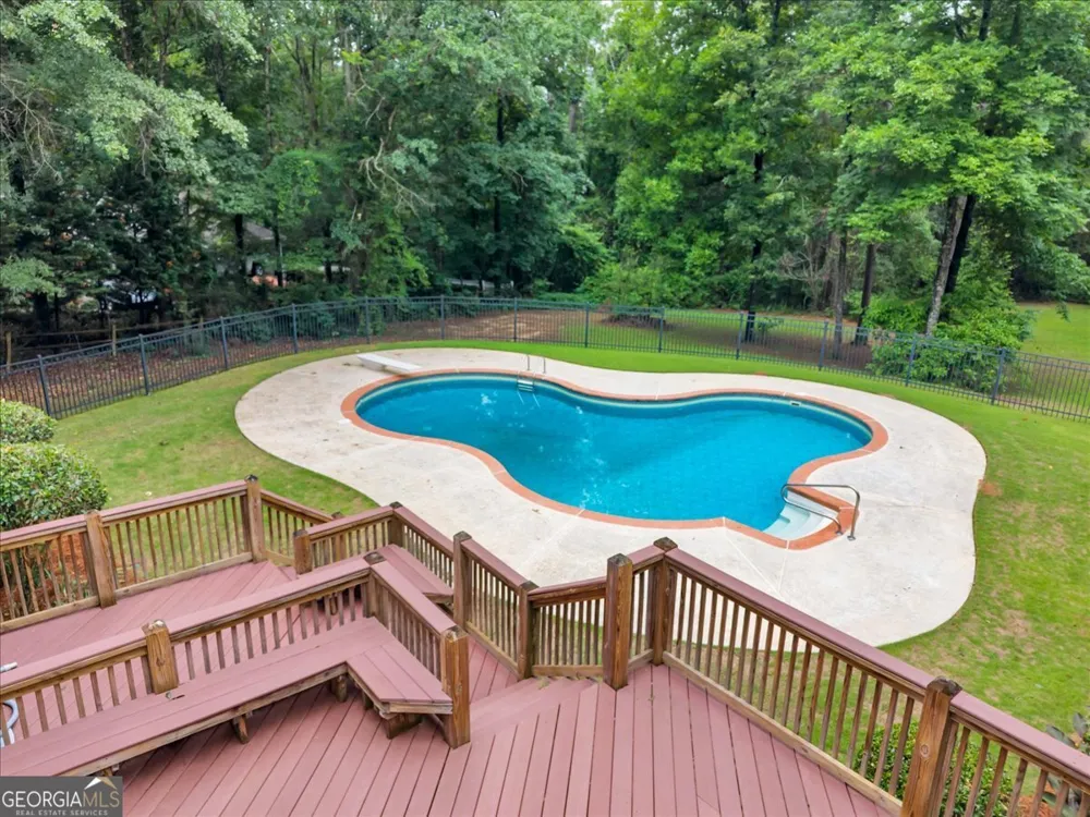 213 Sabre DR Bonaire, GA 31005
