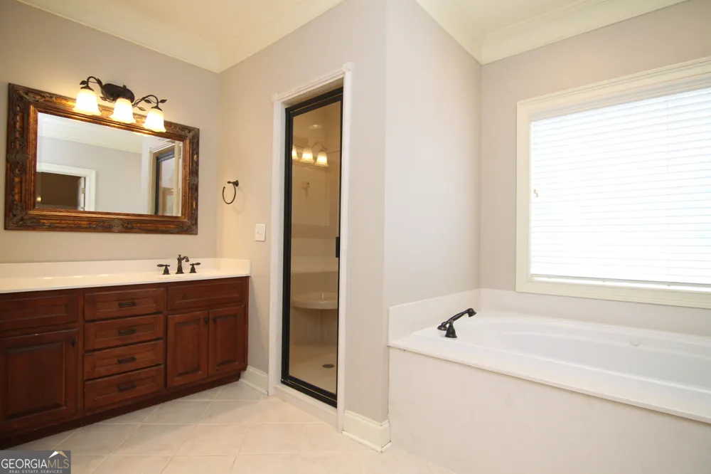 213 Sabre DR Bonaire, GA 31005