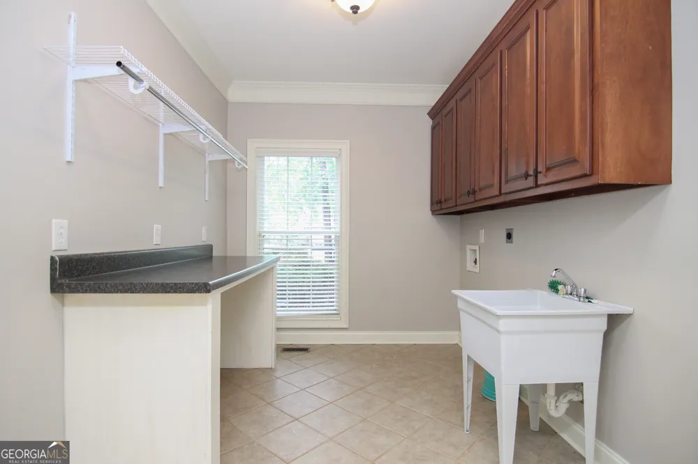 213 Sabre DR Bonaire, GA 31005
