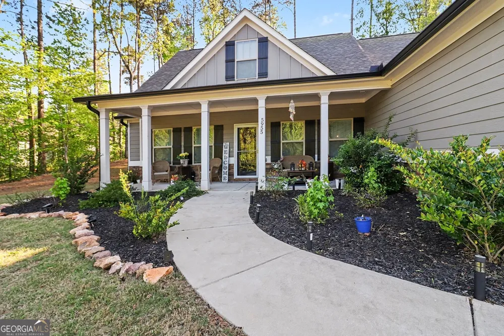 5955 Crowley DR Douglasville, GA 30135