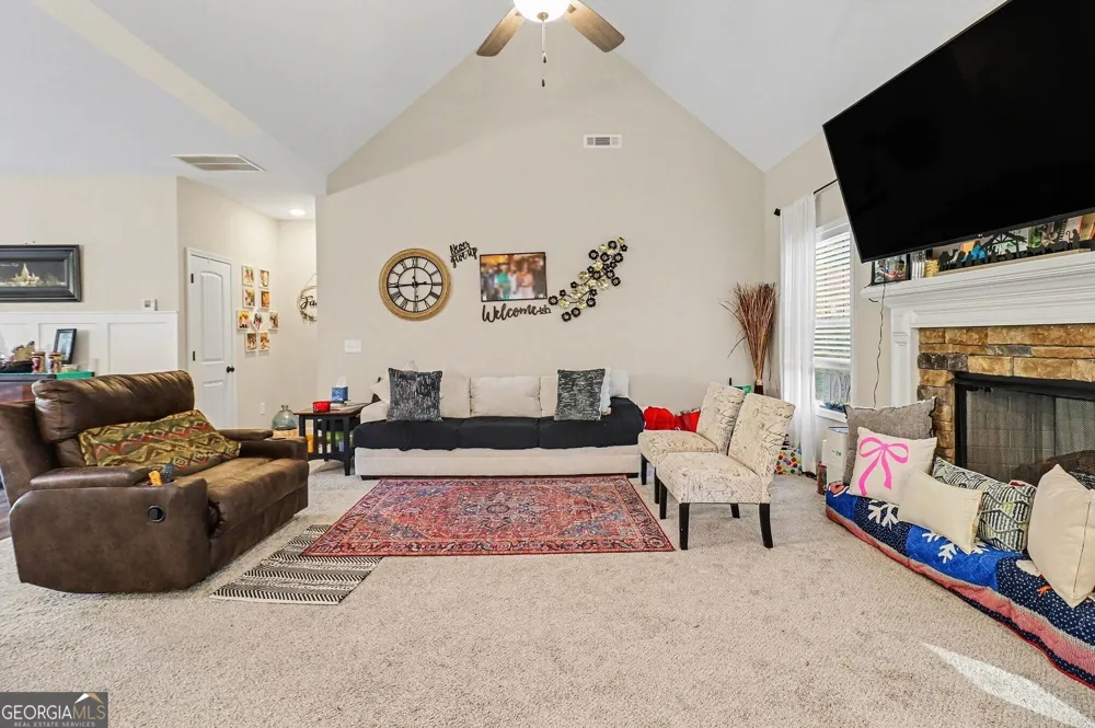5955 Crowley DR Douglasville, GA 30135
