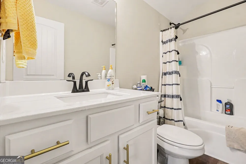 5955 Crowley DR Douglasville, GA 30135