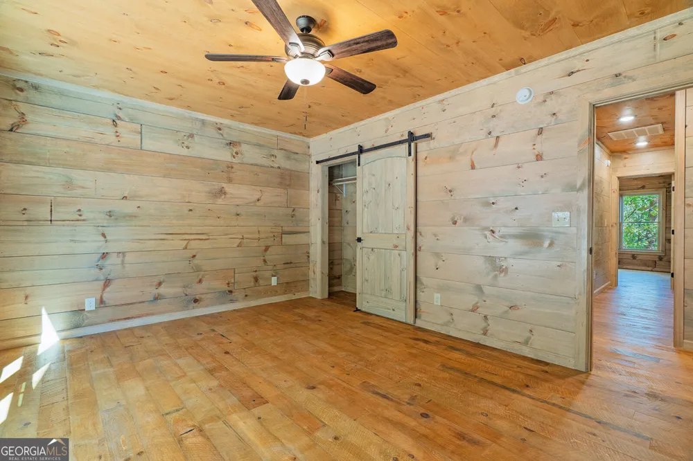 85 Moreland TRL Cherry Log, GA 30522