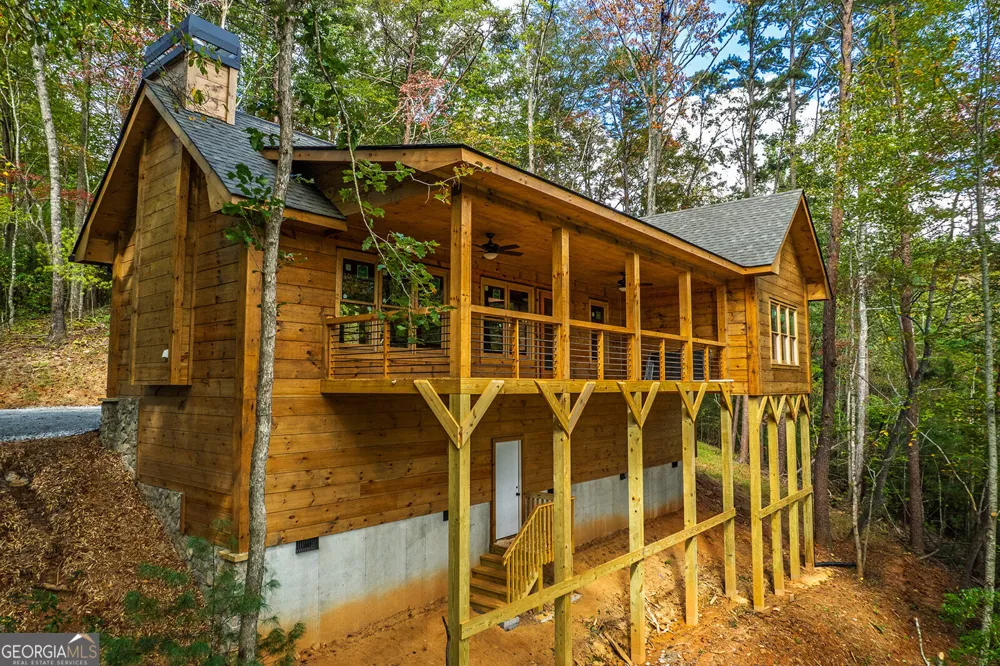 85 Moreland TRL Cherry Log, GA 30522
