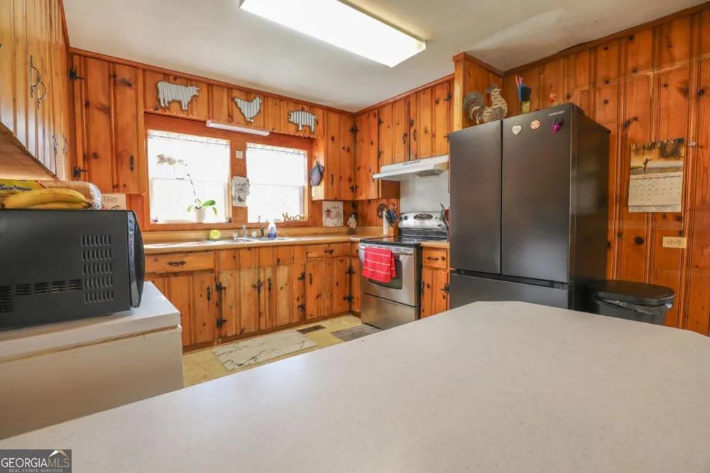 126 Brookwood DR Irwinton, GA 31042