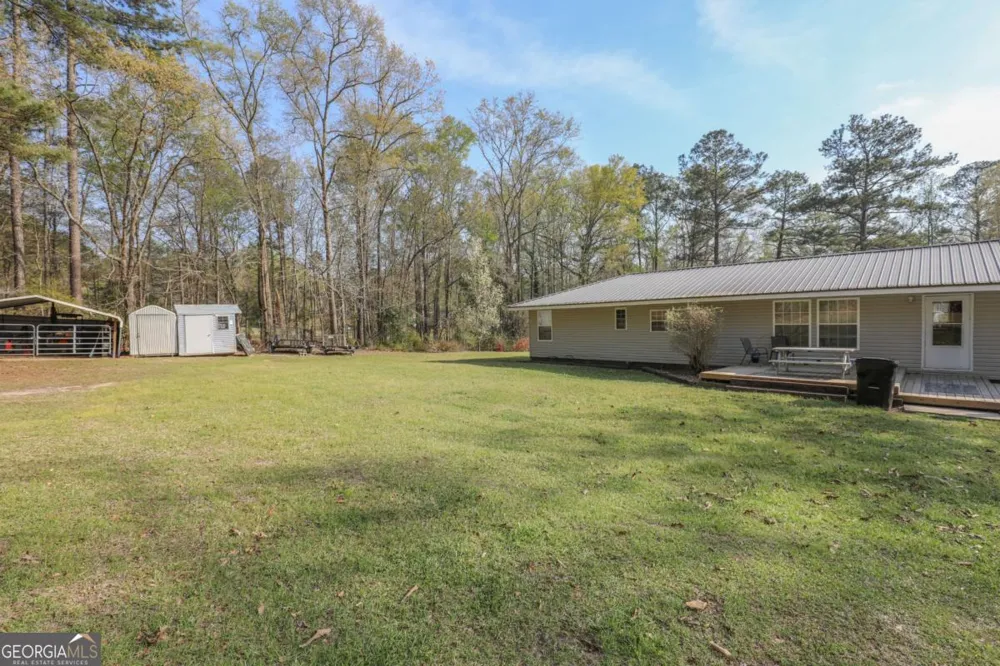 126 Brookwood DR Irwinton, GA 31042