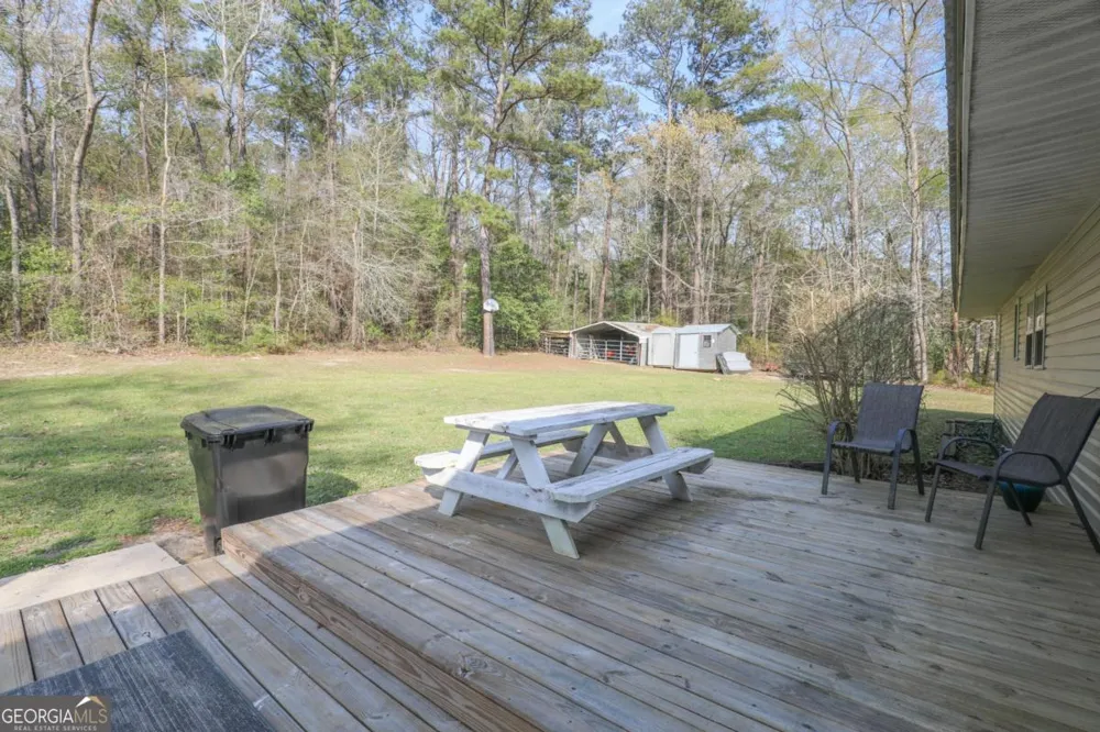 126 Brookwood DR Irwinton, GA 31042