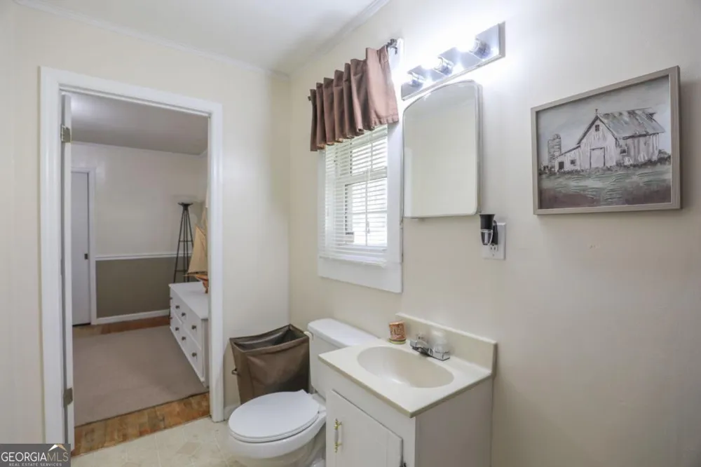 126 Brookwood DR Irwinton, GA 31042