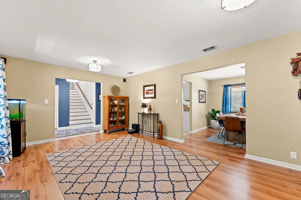 323 St Marys River Bluff RD St. George, GA 31562