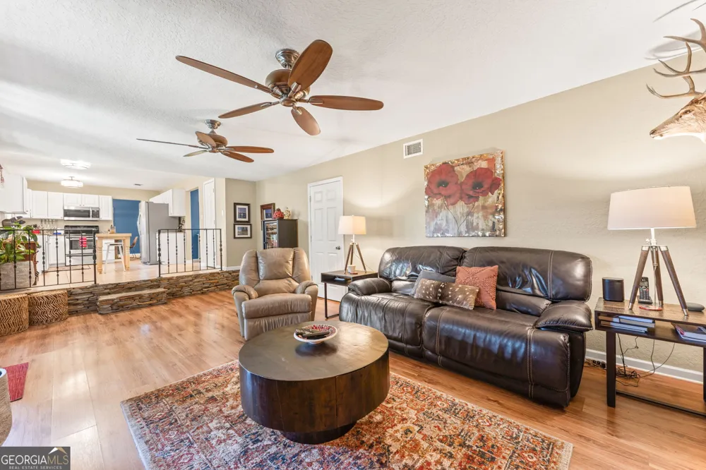 323 St Marys River Bluff RD St. George, GA 31562