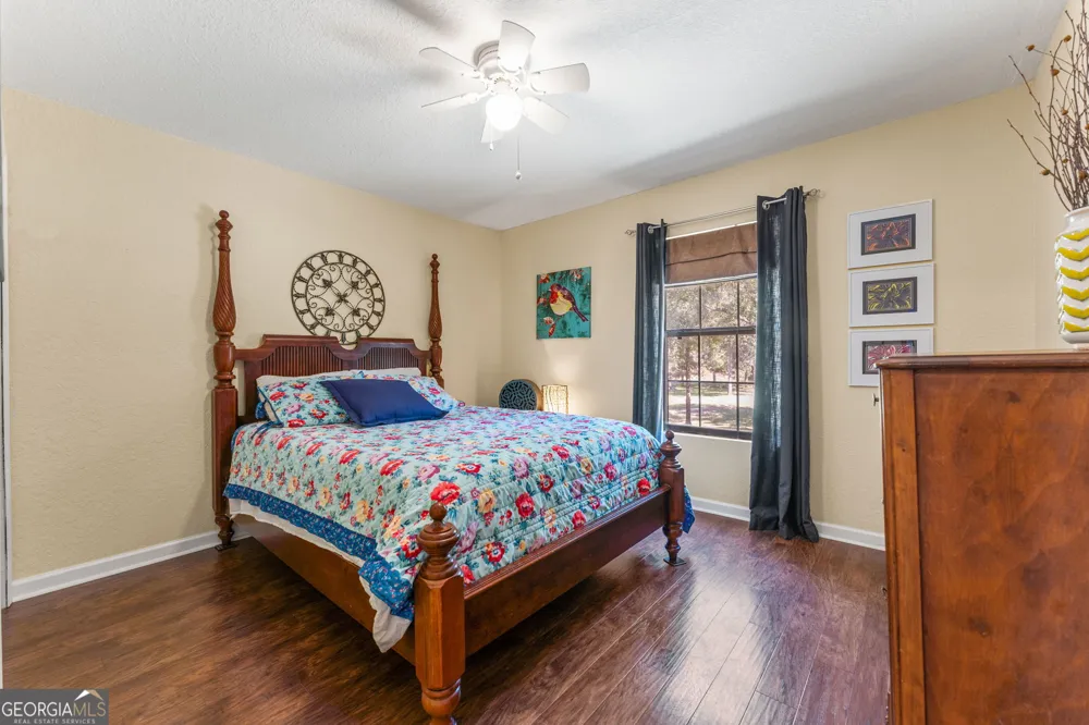 323 St Marys River Bluff RD St. George, GA 31562