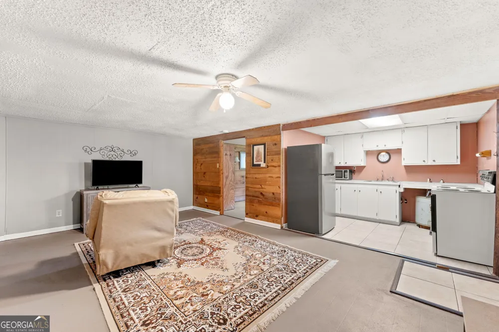 323 St Marys River Bluff RD St. George, GA 31562
