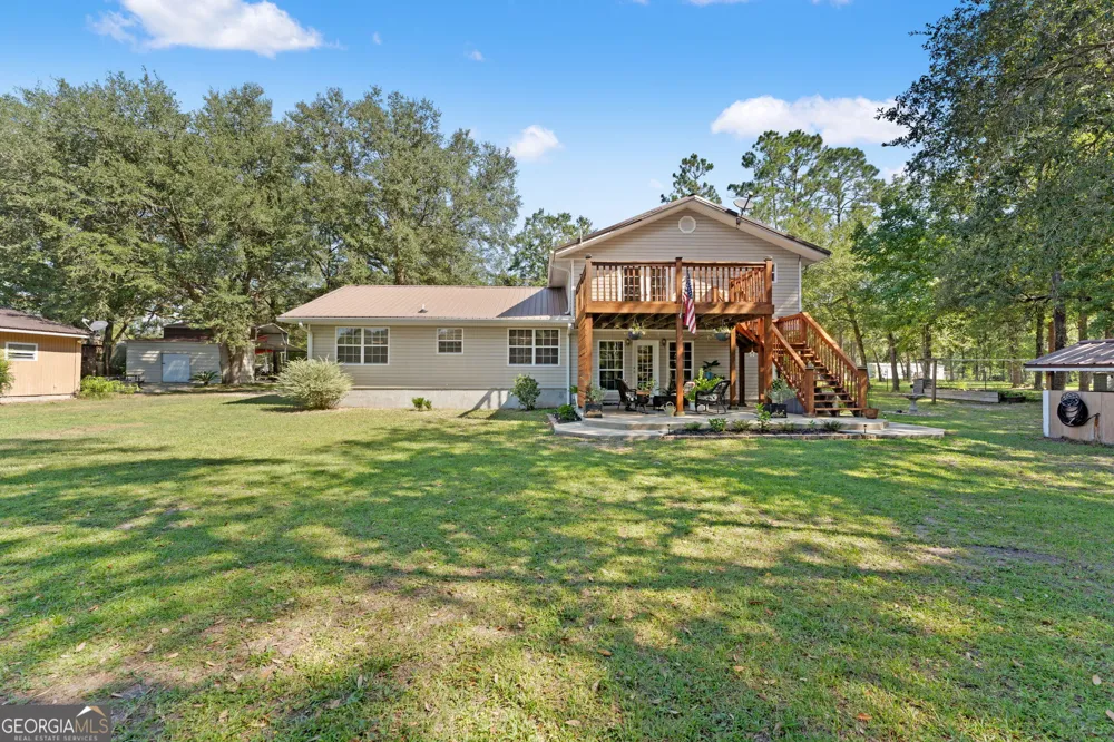 323 St Marys River Bluff RD St. George, GA 31562