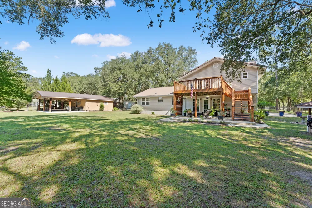 323 St Marys River Bluff RD St. George, GA 31562