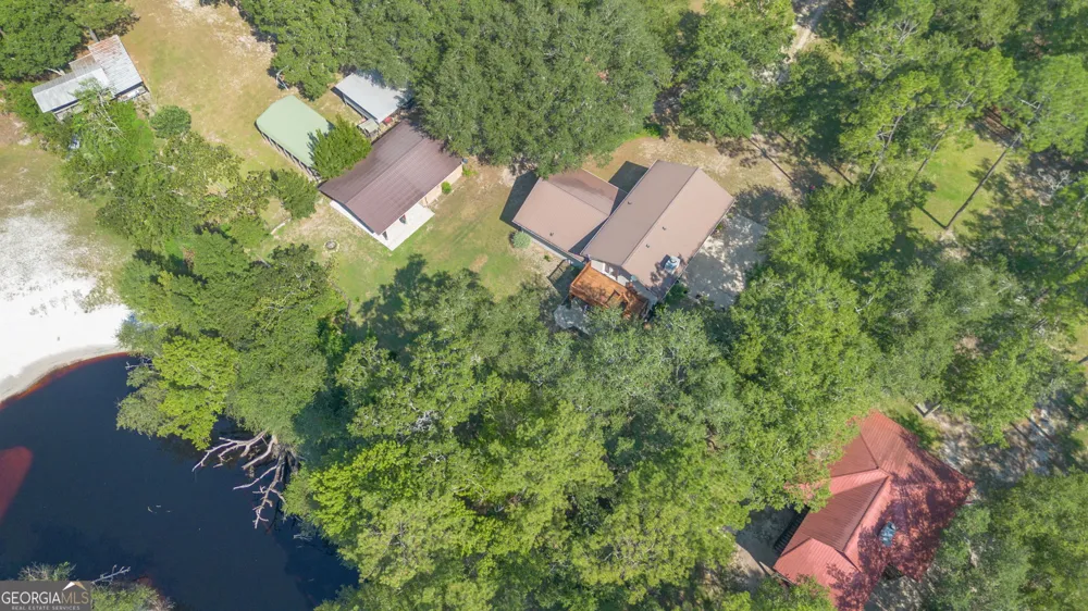 323 St Marys River Bluff RD St. George, GA 31562
