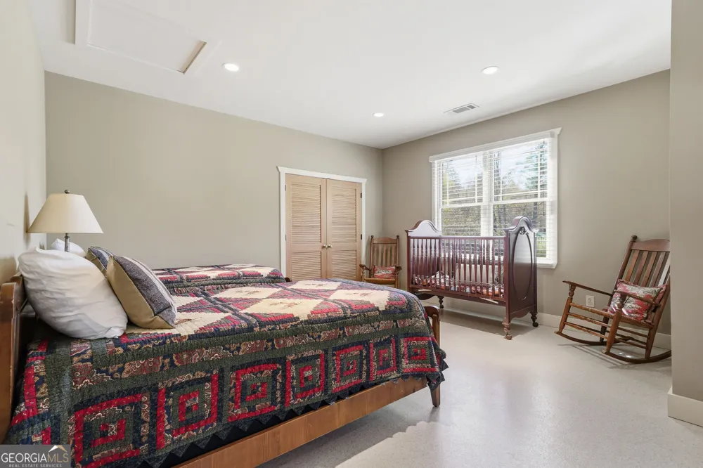 2171 Big Pine DR Hiawassee, GA 30546