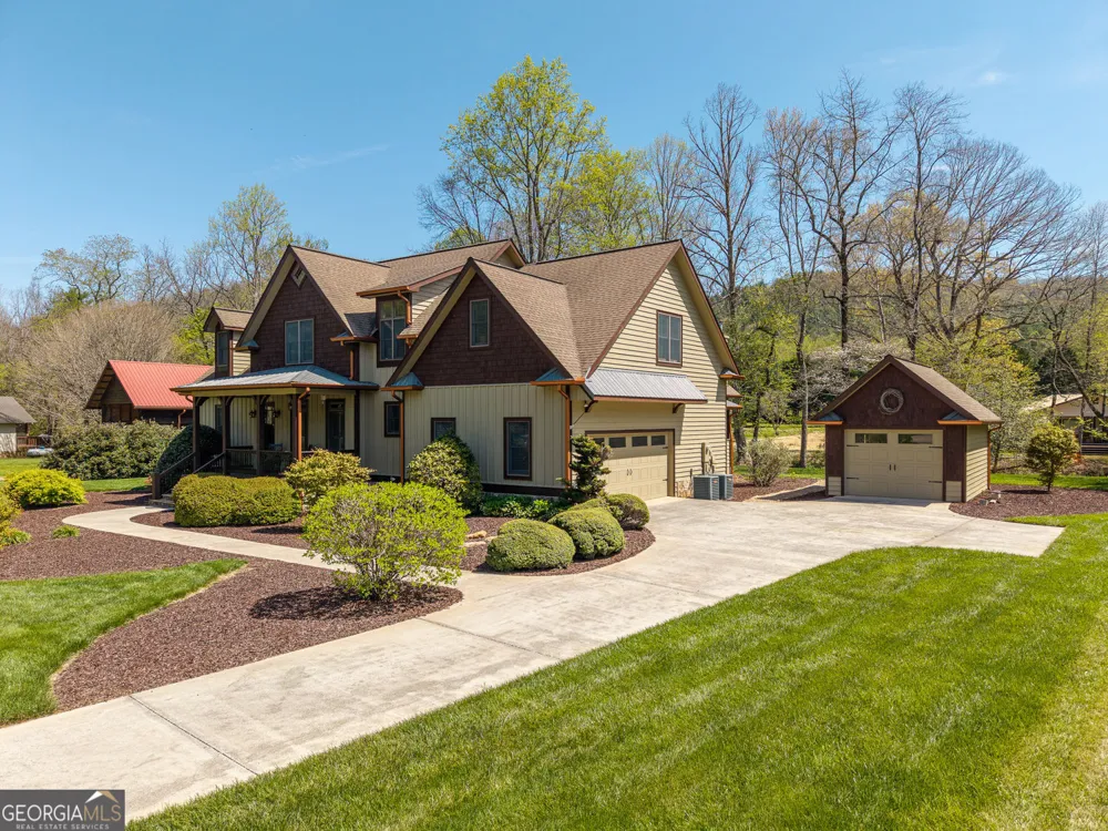 2171 Big Pine DR Hiawassee, GA 30546
