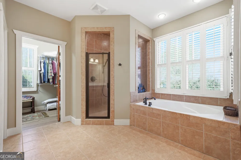 2171 Big Pine DR Hiawassee, GA 30546