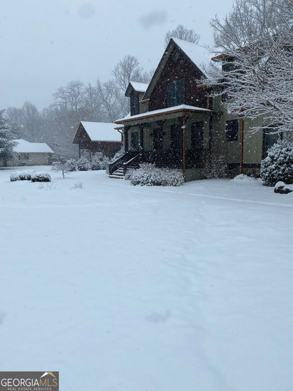 2171 Big Pine DR Hiawassee, GA 30546
