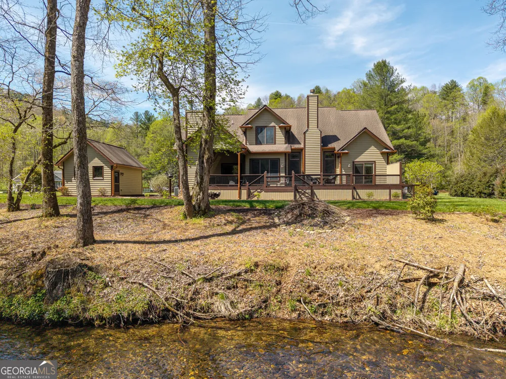 2171 Big Pine DR Hiawassee, GA 30546