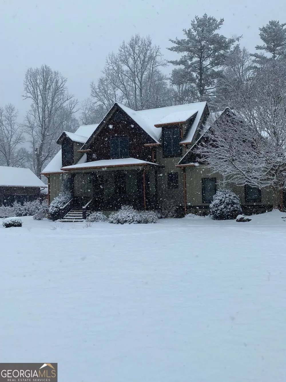 2171 Big Pine DR Hiawassee, GA 30546