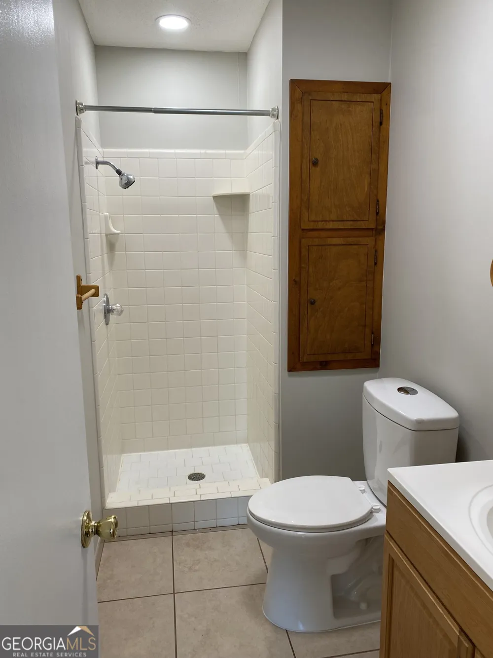 212 N Caswell Glennville, GA 30427
