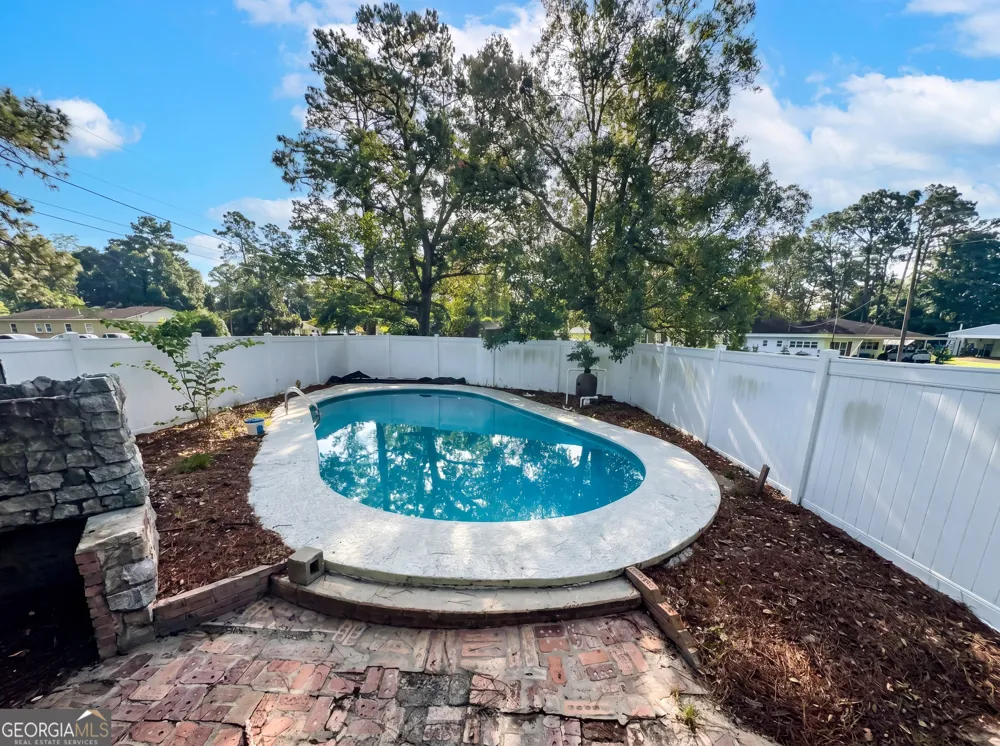 601 Community DR Waycross, GA 31501