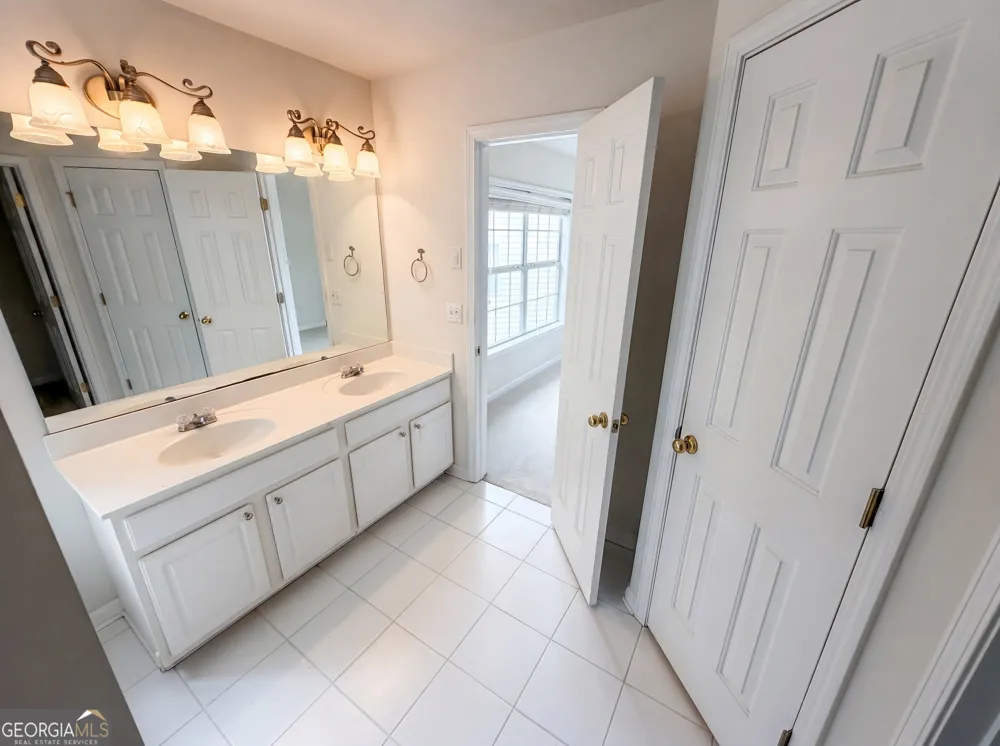 4660 Creekside Villas WAY SE Smyrna, GA 30082