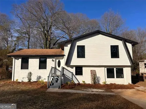 2688 Heritage LN