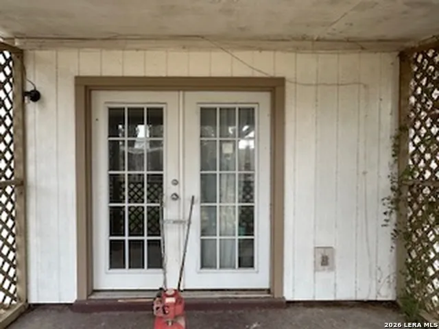 114 Danielle Dr. Del Rio, TX 78840
