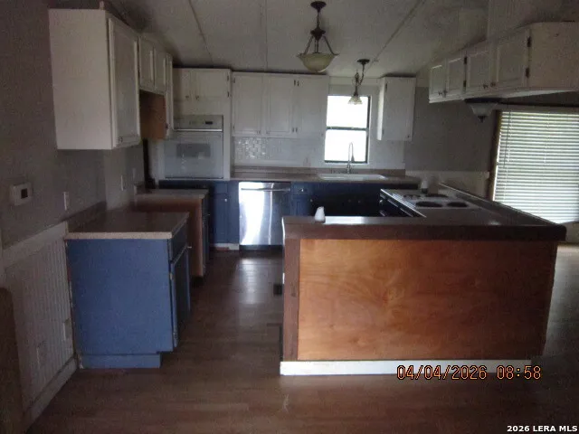 959 ALAMO BEACH RD Pipe Creek, TX 78063