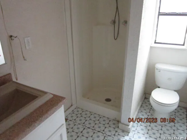 959 ALAMO BEACH RD Pipe Creek, TX 78063