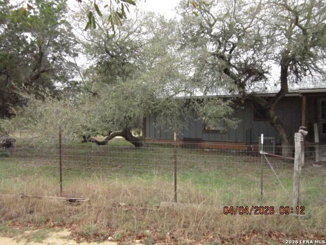 959 ALAMO BEACH RD Pipe Creek, TX 78063