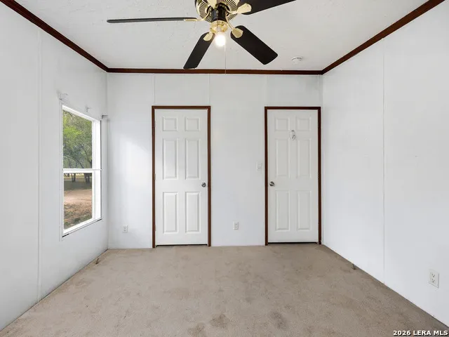 135 Savannah Ridge Von Ormy, TX 78073