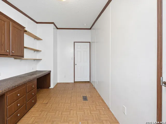 135 Savannah Ridge Von Ormy, TX 78073