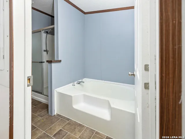 135 Savannah Ridge Von Ormy, TX 78073