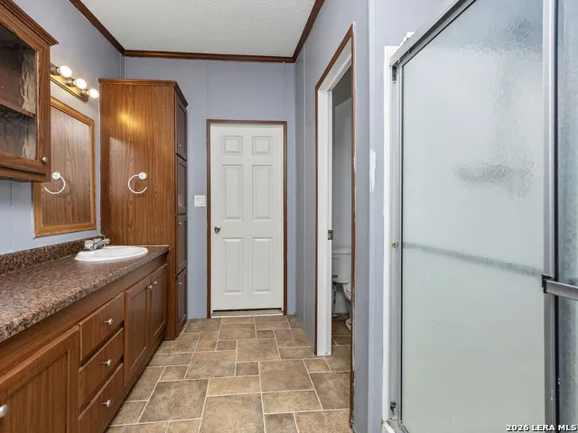 135 Savannah Ridge Von Ormy, TX 78073