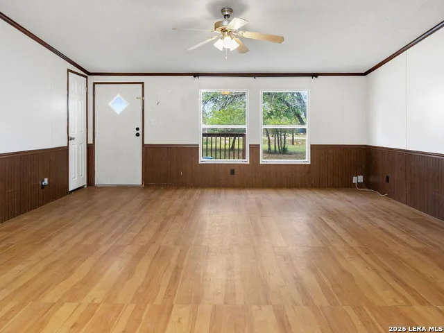 135 Savannah Ridge Von Ormy, TX 78073