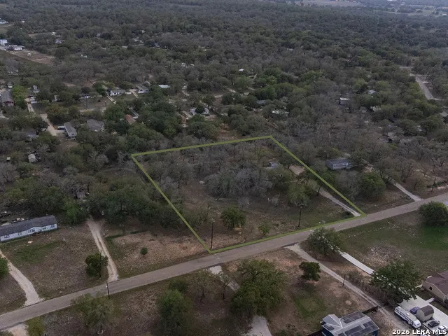 135 Savannah Ridge Von Ormy, TX 78073