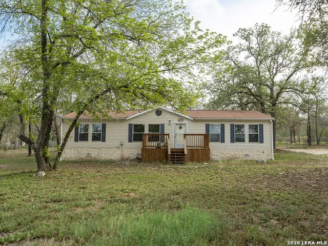 135 Savannah Ridge Von Ormy, TX 78073