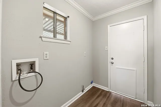 425 Sandmeyer st San Antonio, TX 78208